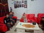 Hijau Hitam Minimalis Promosi Kebutuhan Sewa Alat Camping Instagram Post